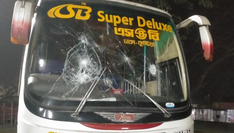 ইবিতে বাস ভাংচুরের ঘটনা তদন্তে কমিটি গঠন